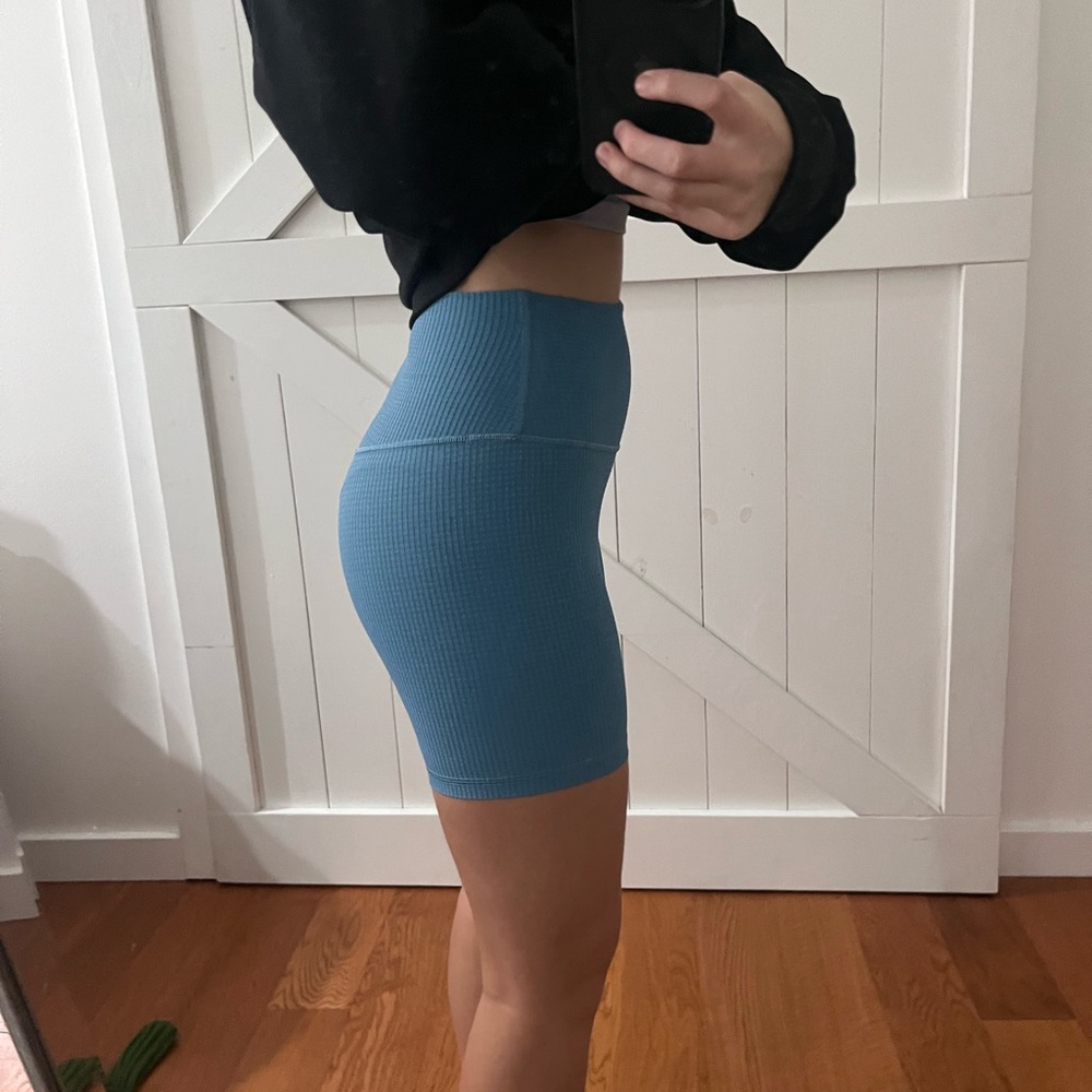 Lululemon high rise shorts